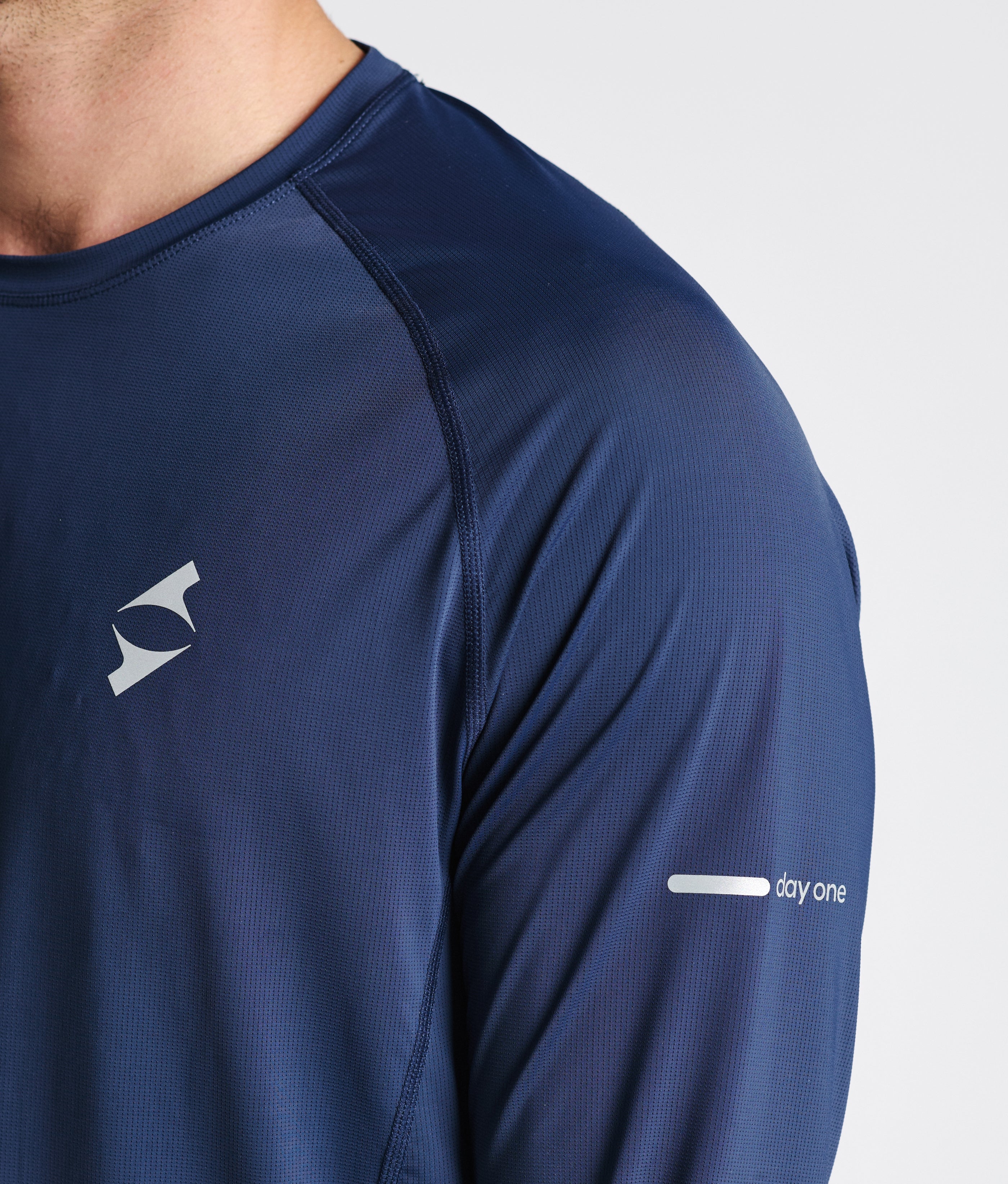 Performance Longsleeve - Image 17